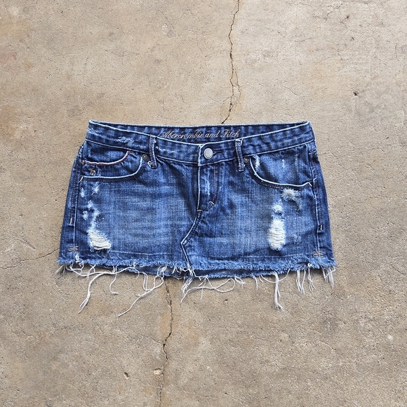 Vintage Y2K Abercrombie & Fitch Micro Mini Jean Skirt 00 Denim Short Preppy - Picture 1 of 3